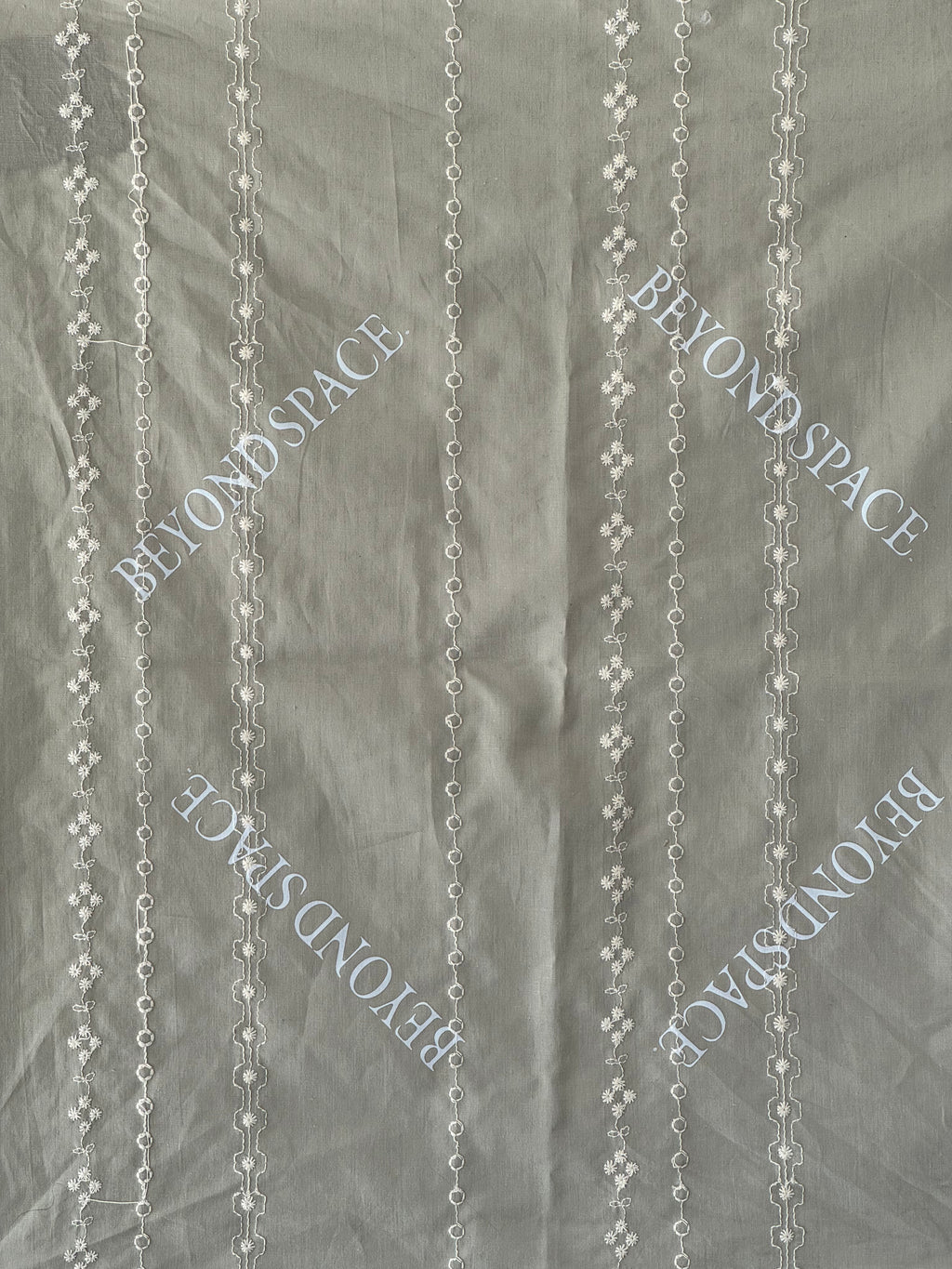 Tzohar sun bleached green bandana — BEYOND SPACE