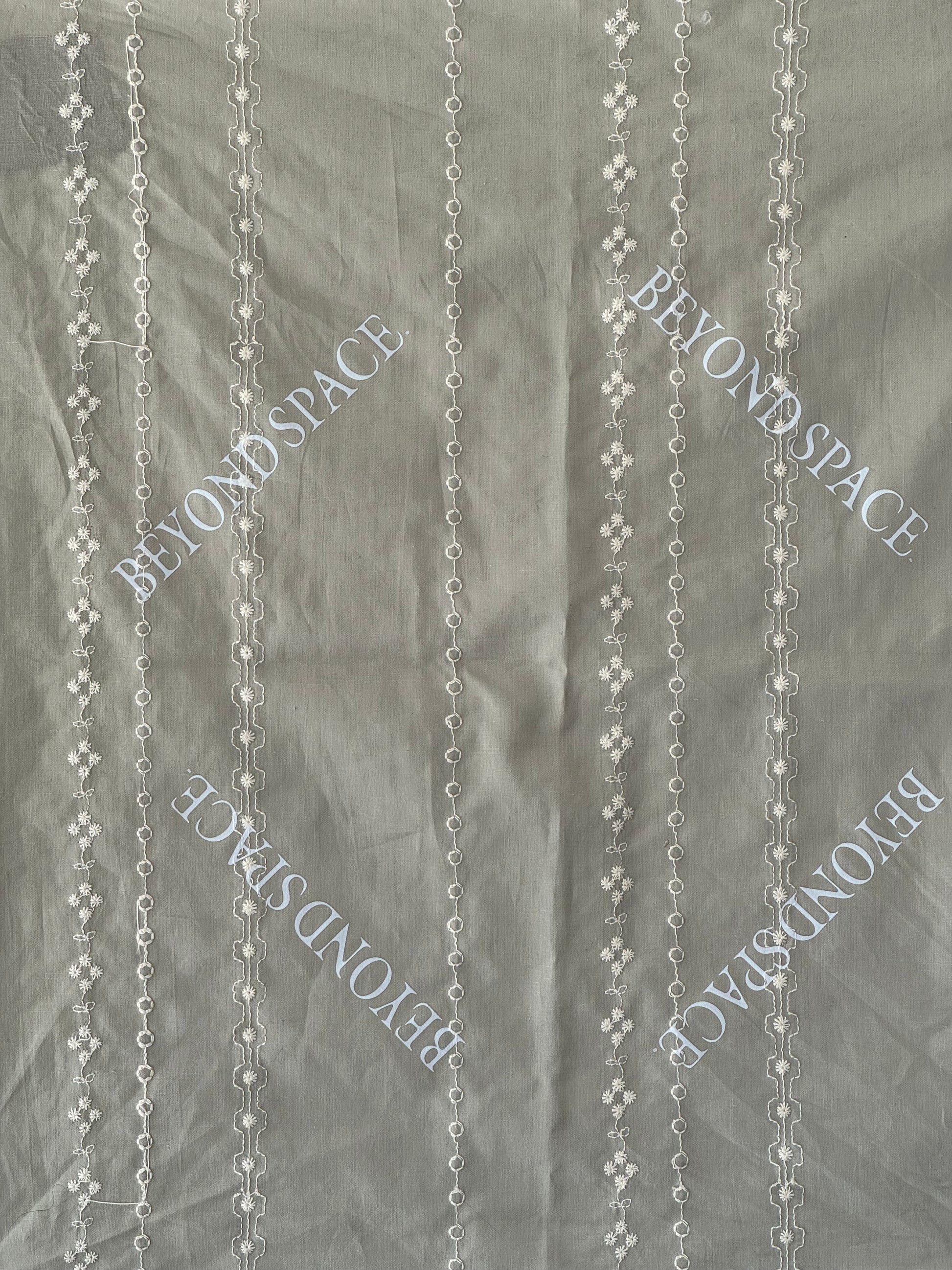Tzohar sun bleached green bandana — BEYOND SPACE